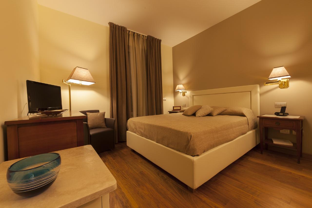 ミラノ Bronzino House Bed & Breakfast エクステリア 写真