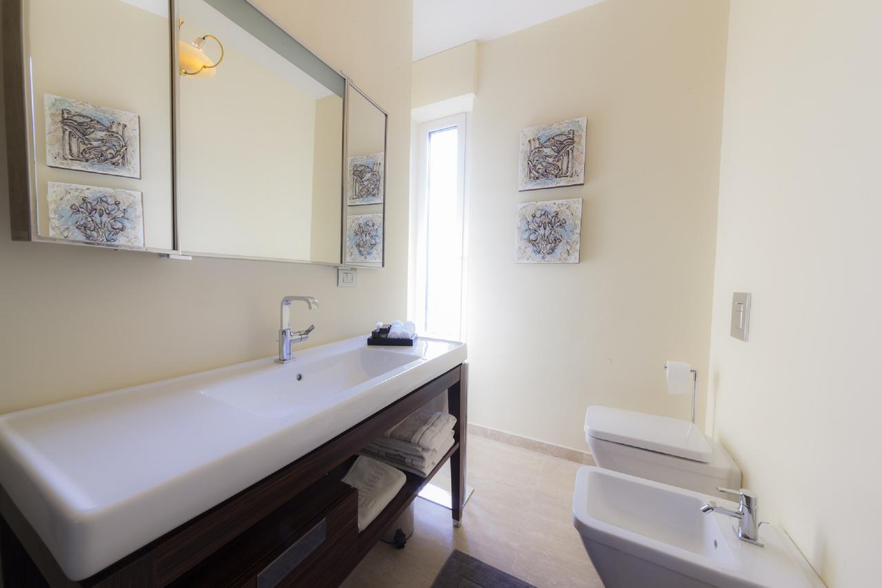 ミラノ Bronzino House Bed & Breakfast エクステリア 写真